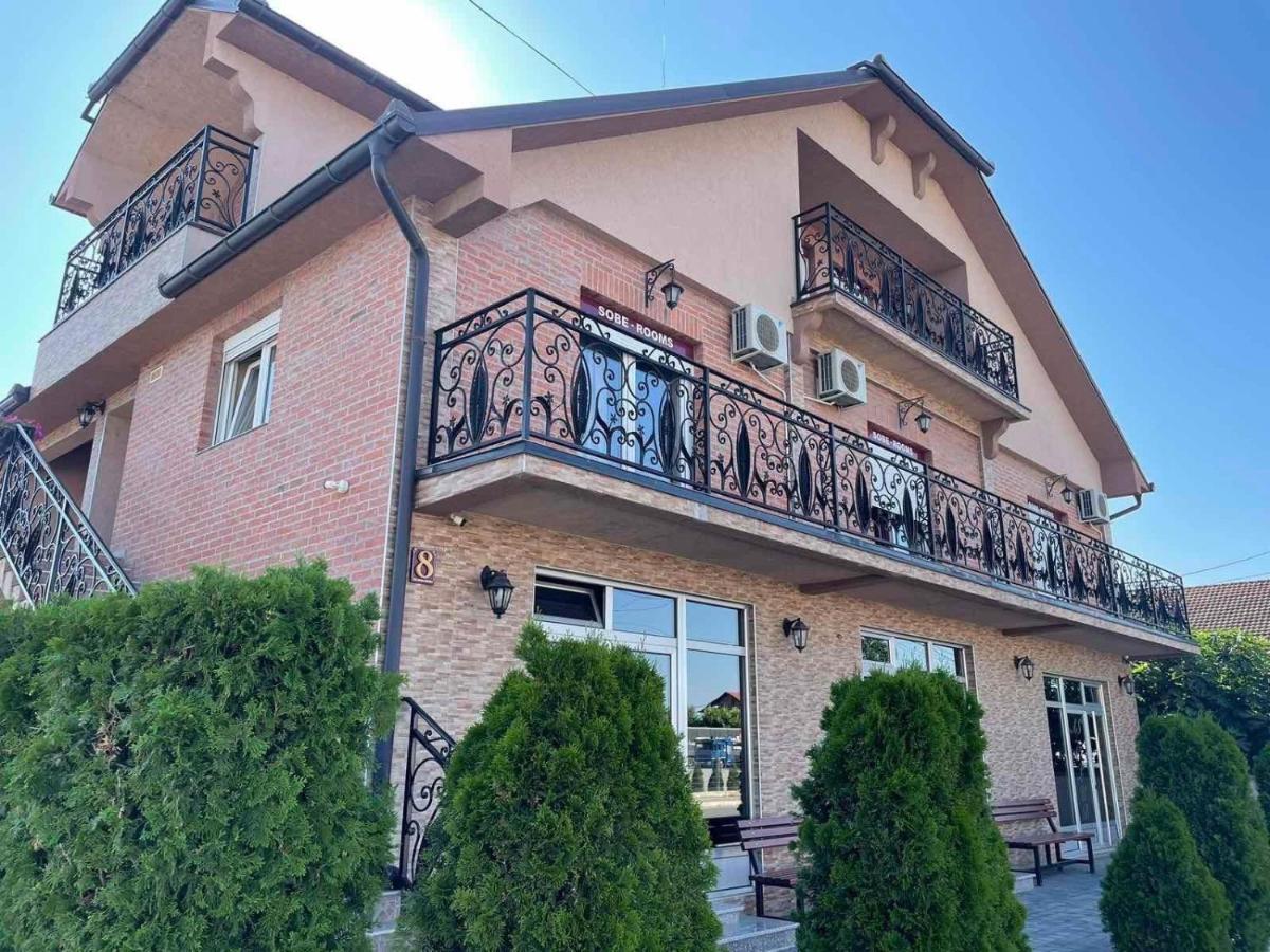 As Club Bed & Breakfast Belgrade Exterior photo